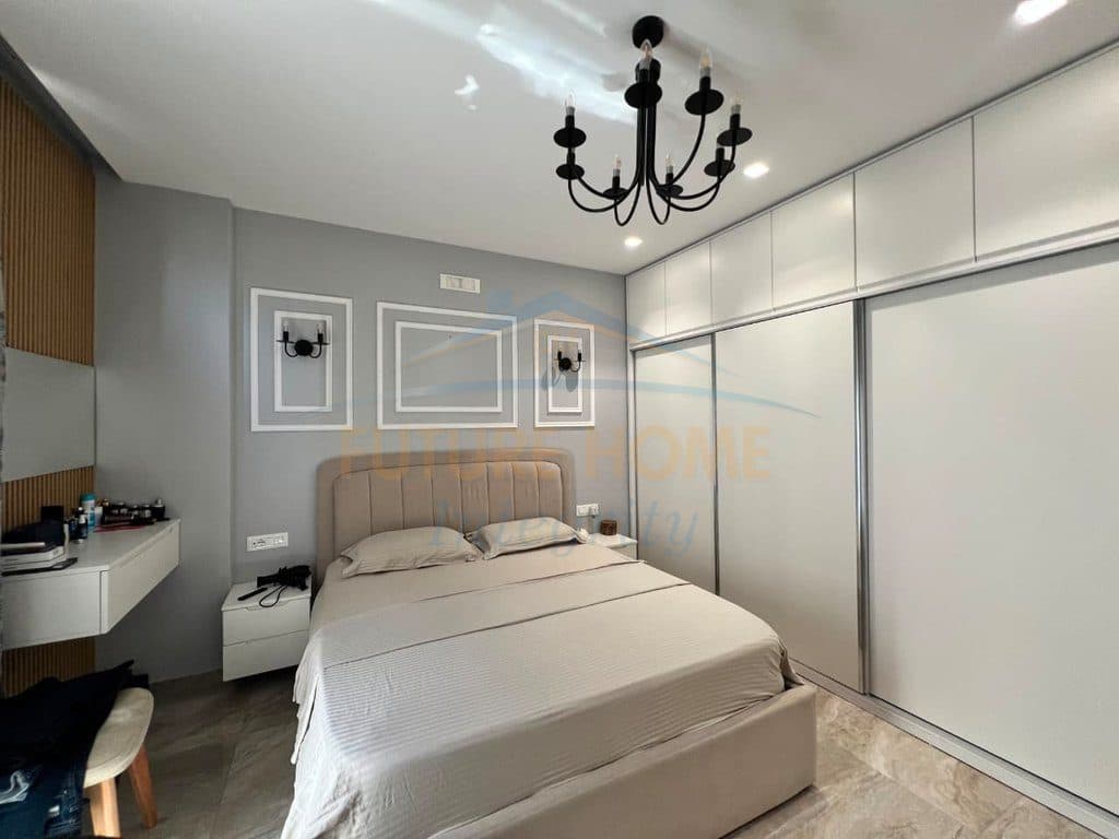 Shitet, Apartament 2+1+Post Parkimi, Rezidenca Erli, Tiranë. 2
