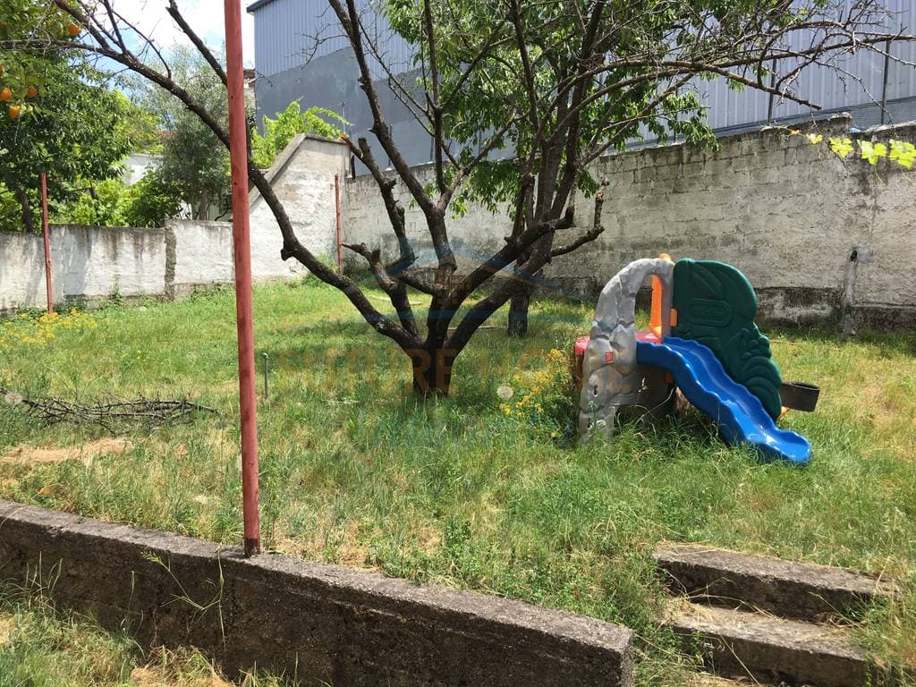 Qera, Vilë 3-Katëshe, Kodra e Priftit, Tiranë. 3