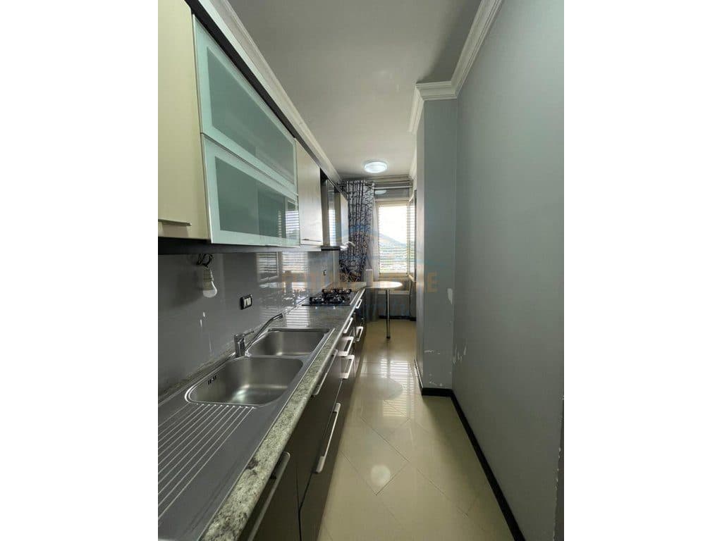 Qera, Apartament 2+1+2, Vilat Gjermane, Tiranë. 500 € 3
