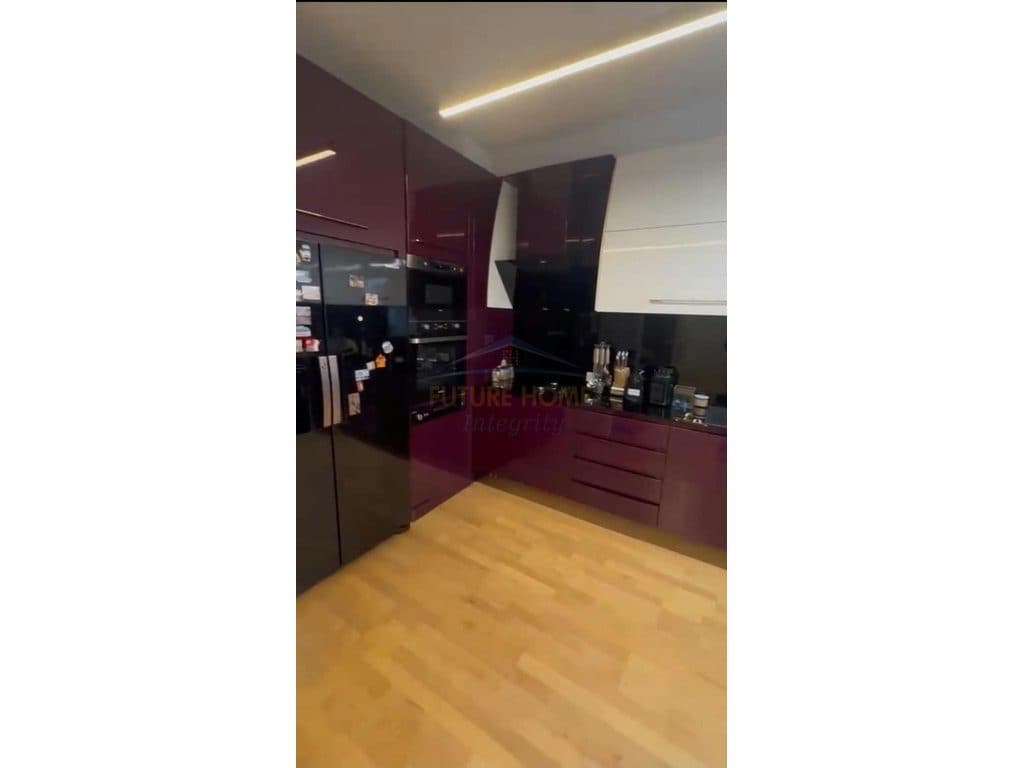 Qera, Apartament 3+1+2, Rruga Mine Peza, Tiranë. 3