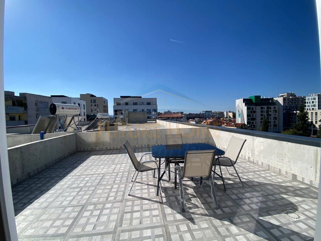 Qera, Apartament 2+1+Verandë, Rruga Jordan Misja, Tiranë. 4