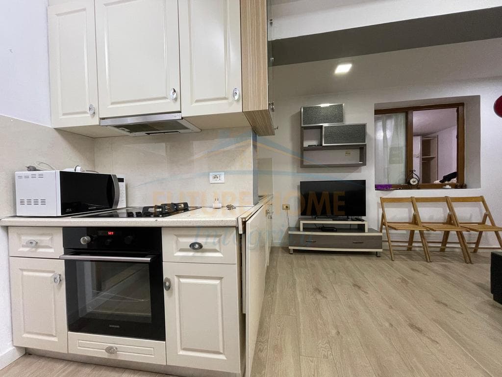Qera, Apartament 2+1+Garazh, Brryli, Tiranë. 60,000 Lekë 4