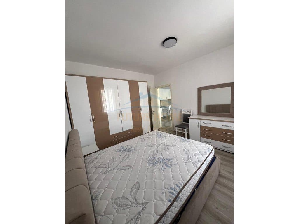Shitet, Apartament 1+1, Ish-Fusha e Aviacionit, Tiranë 4