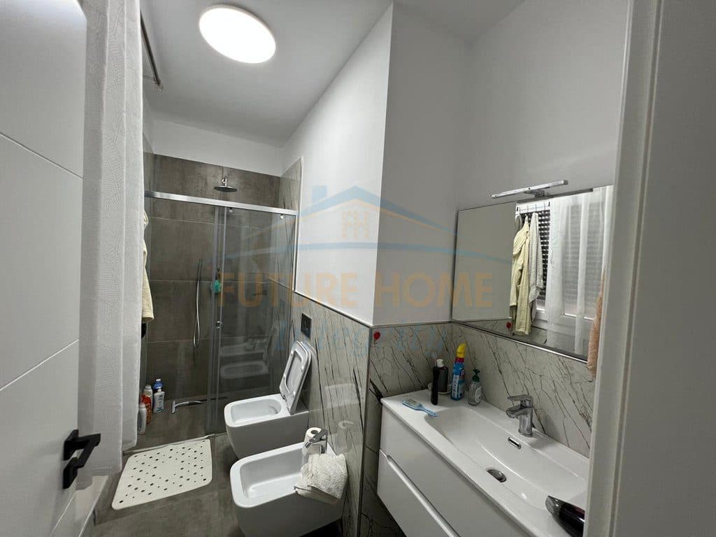 Shitet, Shtëpi Private 2-Katëshe, Xhafzotaj, Durrës. 3