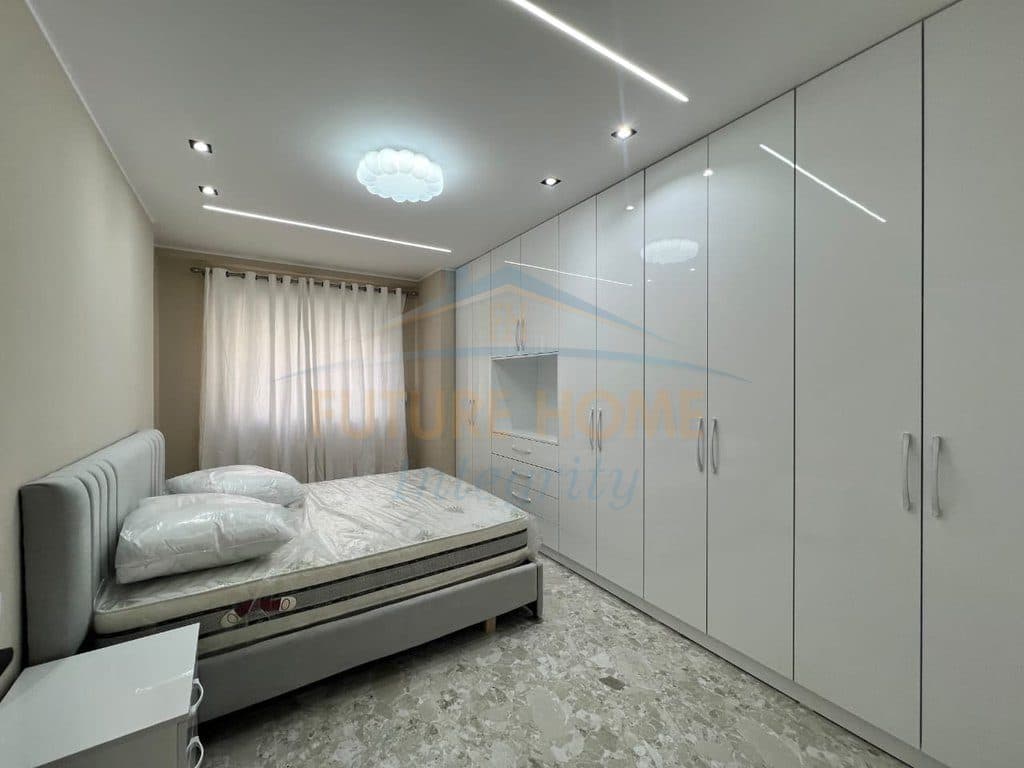 Qera, Apartament 1+1+Post Parkimi, Kompleksi E88, Tiranë. 4