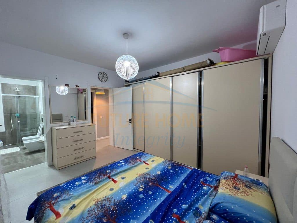 Shitet, Shtëpi Private 2-Katëshe, Xhafzotaj, Durrës. 2