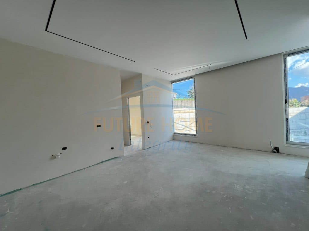 Shitet, Apartament 2+1+Depo+Garazh, TEG, Tiranë. 4