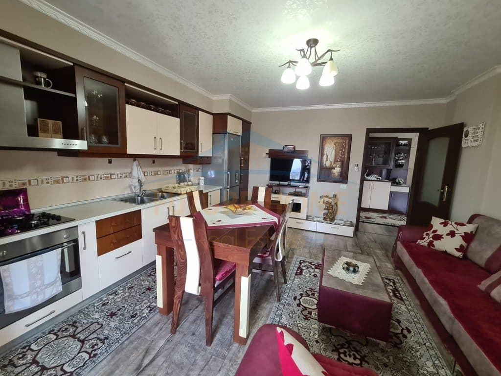 Shitet, Apartament 2+1, Plazh, Durrës 2