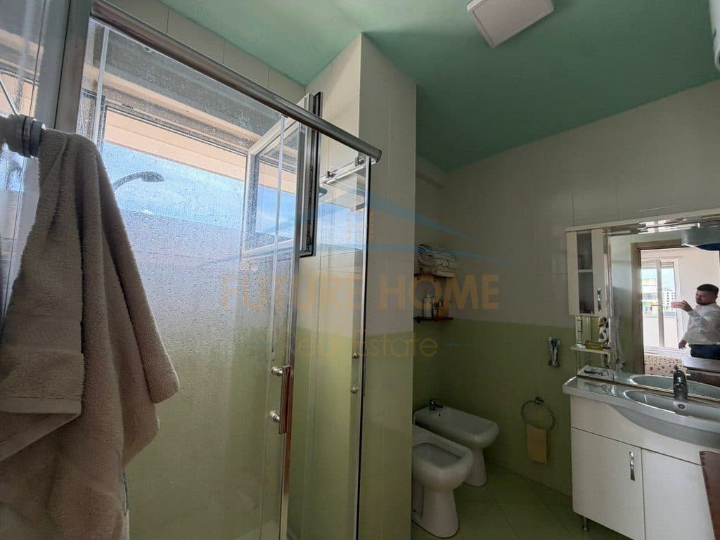 Shitet, Apartament 2+1+2+Verandë, Rruga Jordan Misja, Tiranë 4