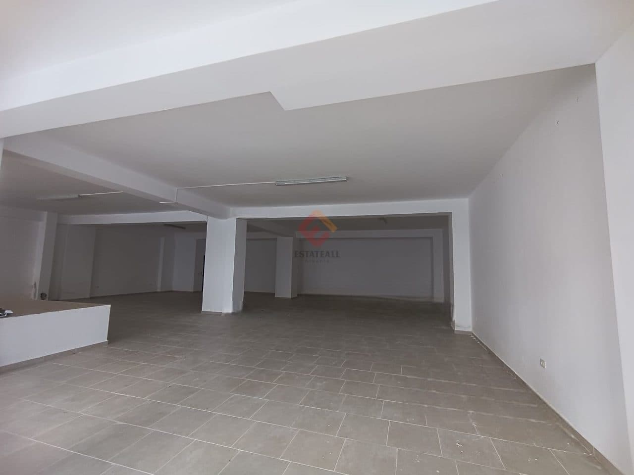 Tregtare, S1606, 245 m². 3