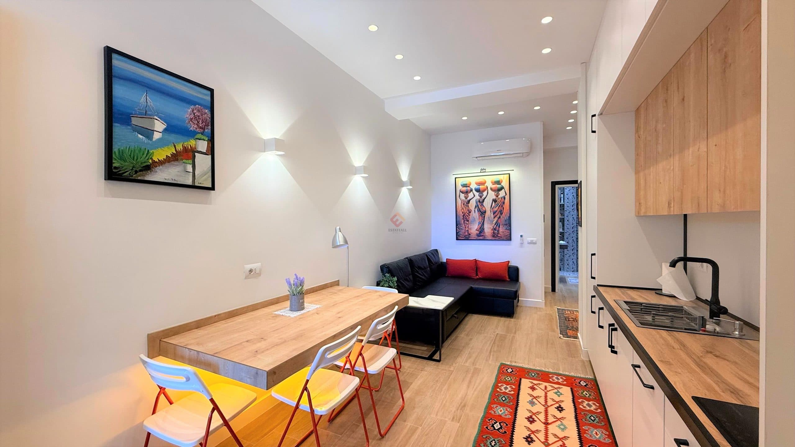 Apartament, R1475, 60 m², 1 kat