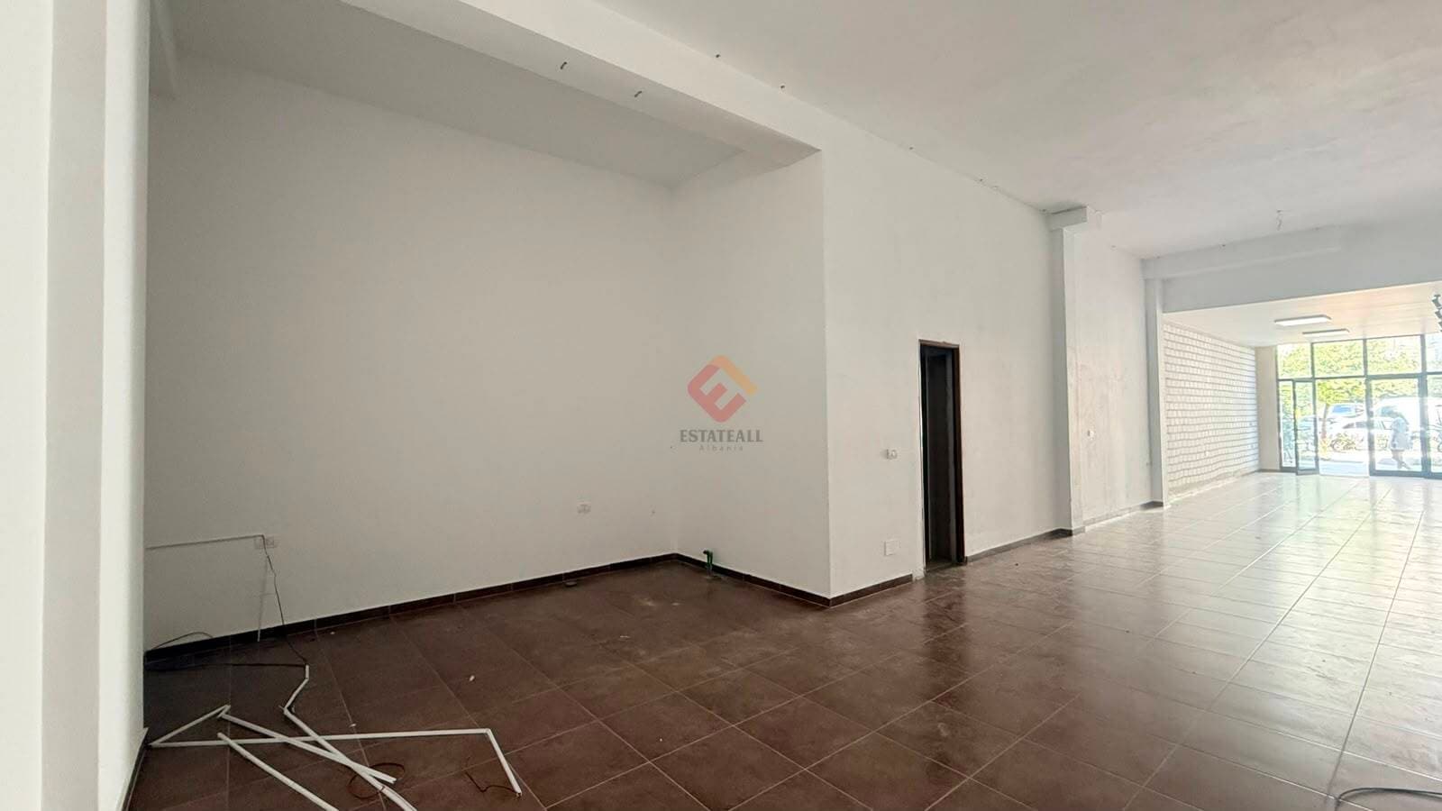 Tregtare, R1472, 90 m². 4