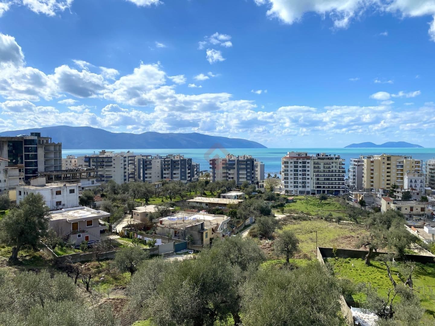 Vila, S552, 1050 m²