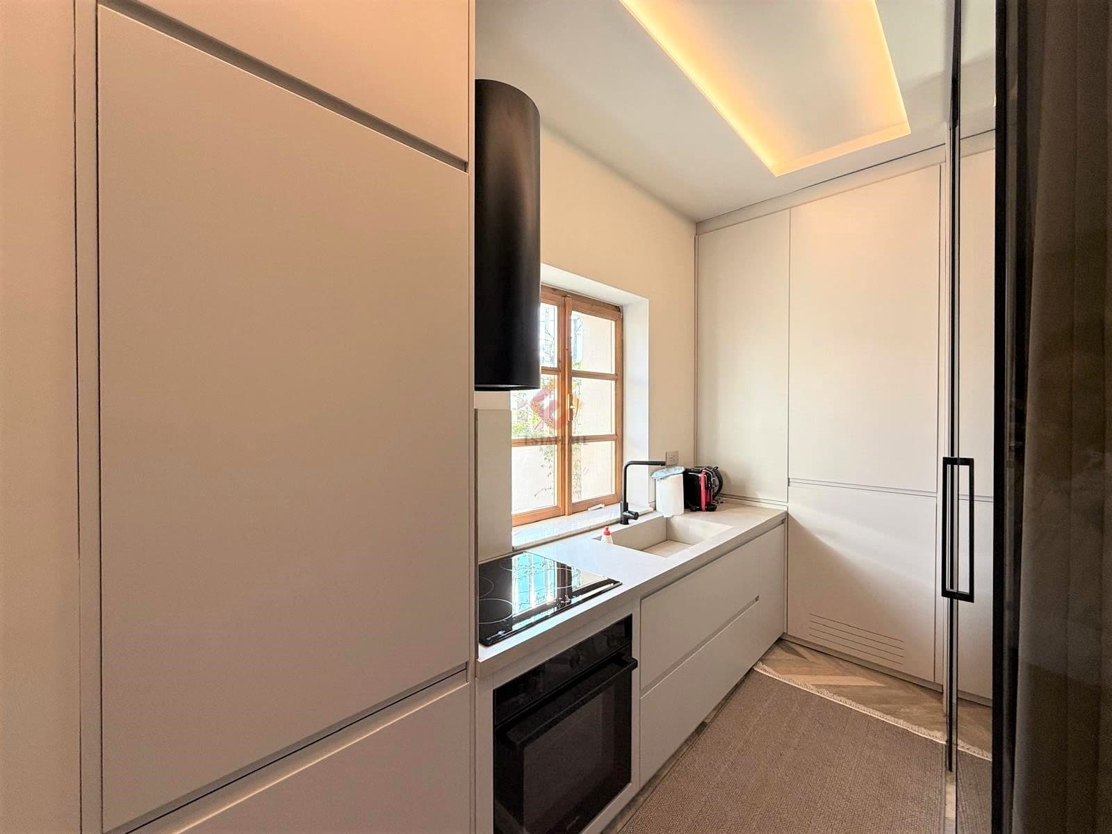 Apartament, R1402, 130 m², kati 1 4
