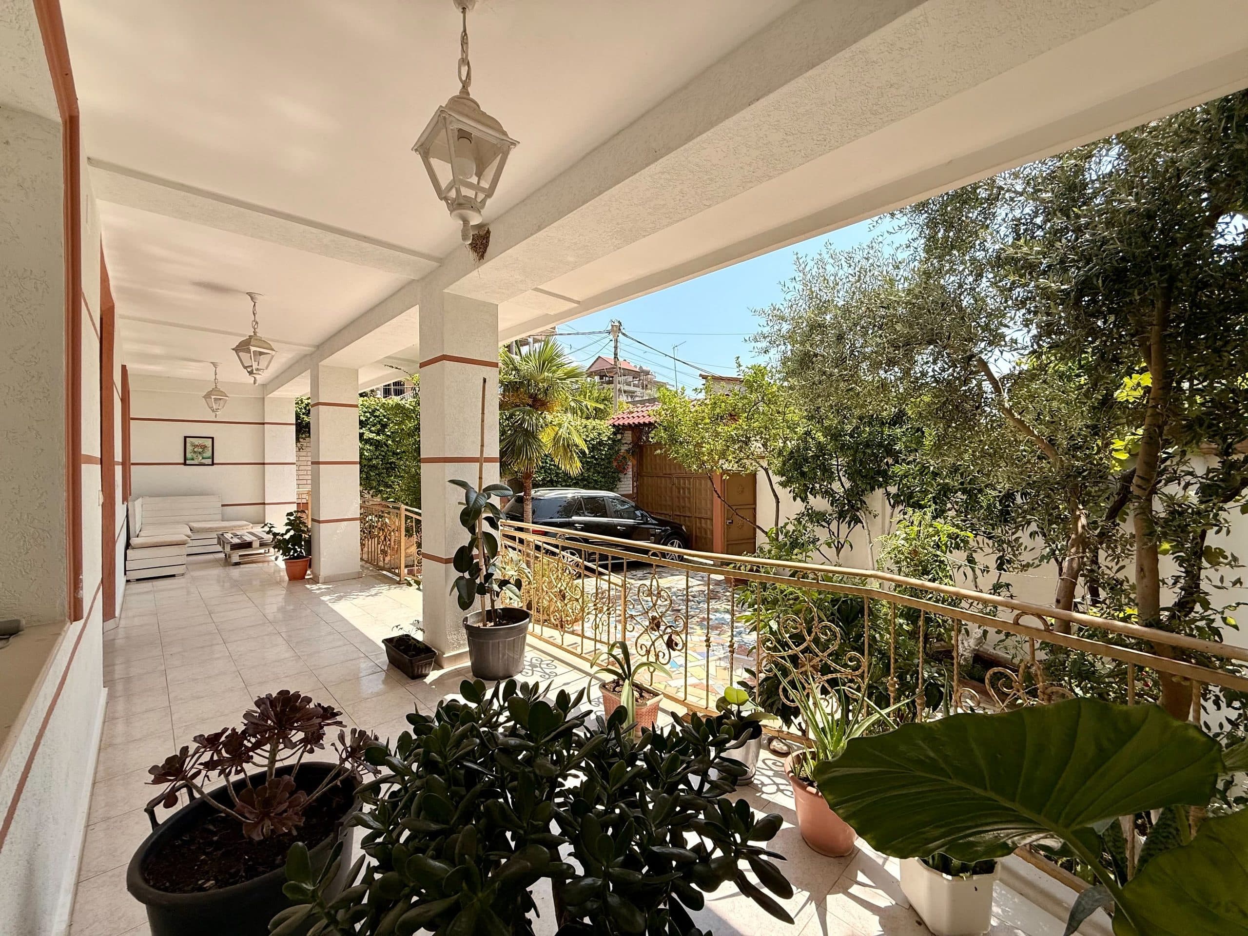 Villa, S1842, 307 m², 3 kat 4