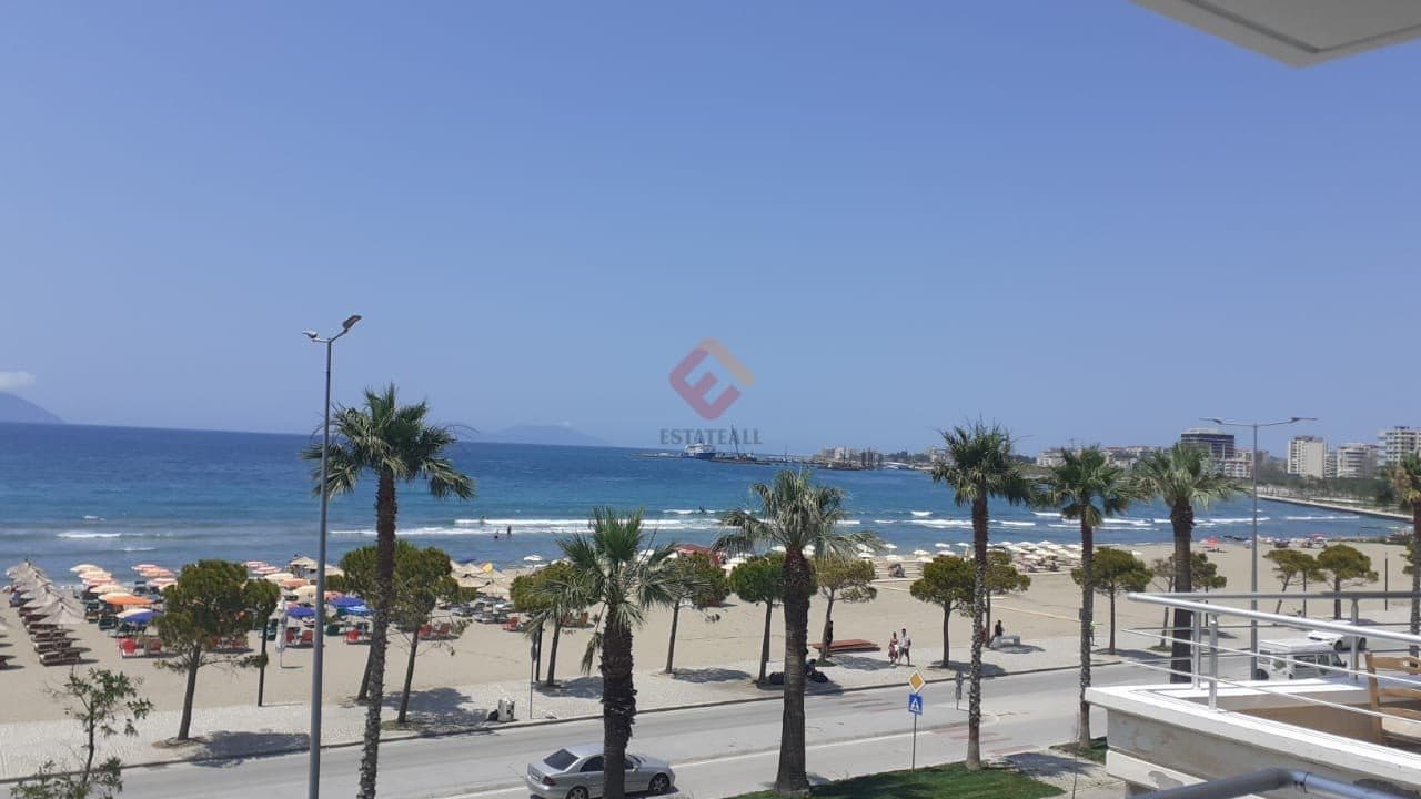 Apartament, R1050, 90 m², kati 3