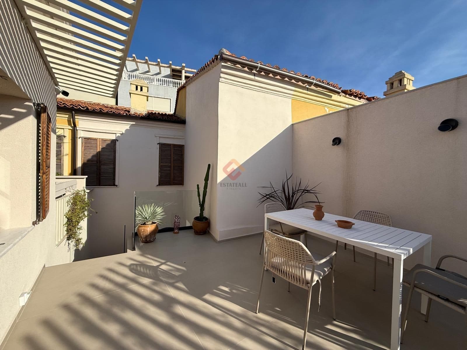 Apartament, R1402, 130 m², kati 1 3