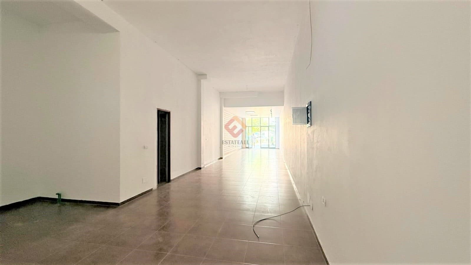 Tregtare, R1472, 90 m². 3