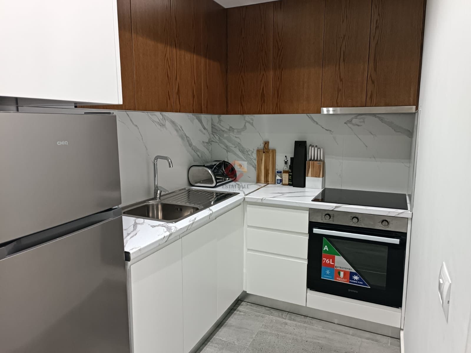 Apartament, R1350, 65 m², kati 2 4