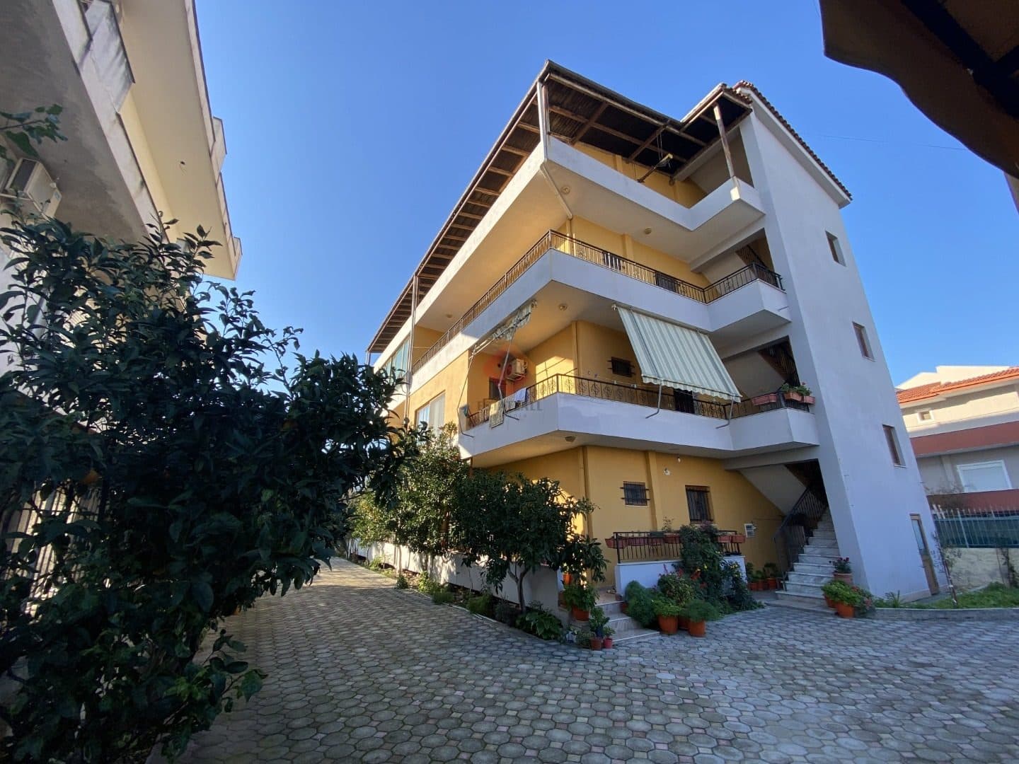 Vila, S1069, 992 m²