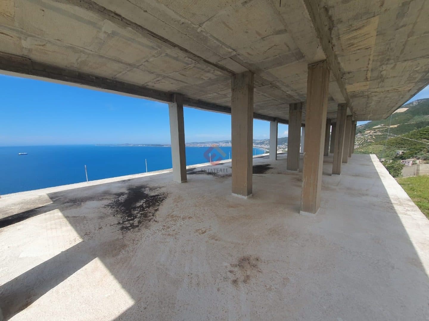 Tregtare, S1167, 397 m², 3 kat 4