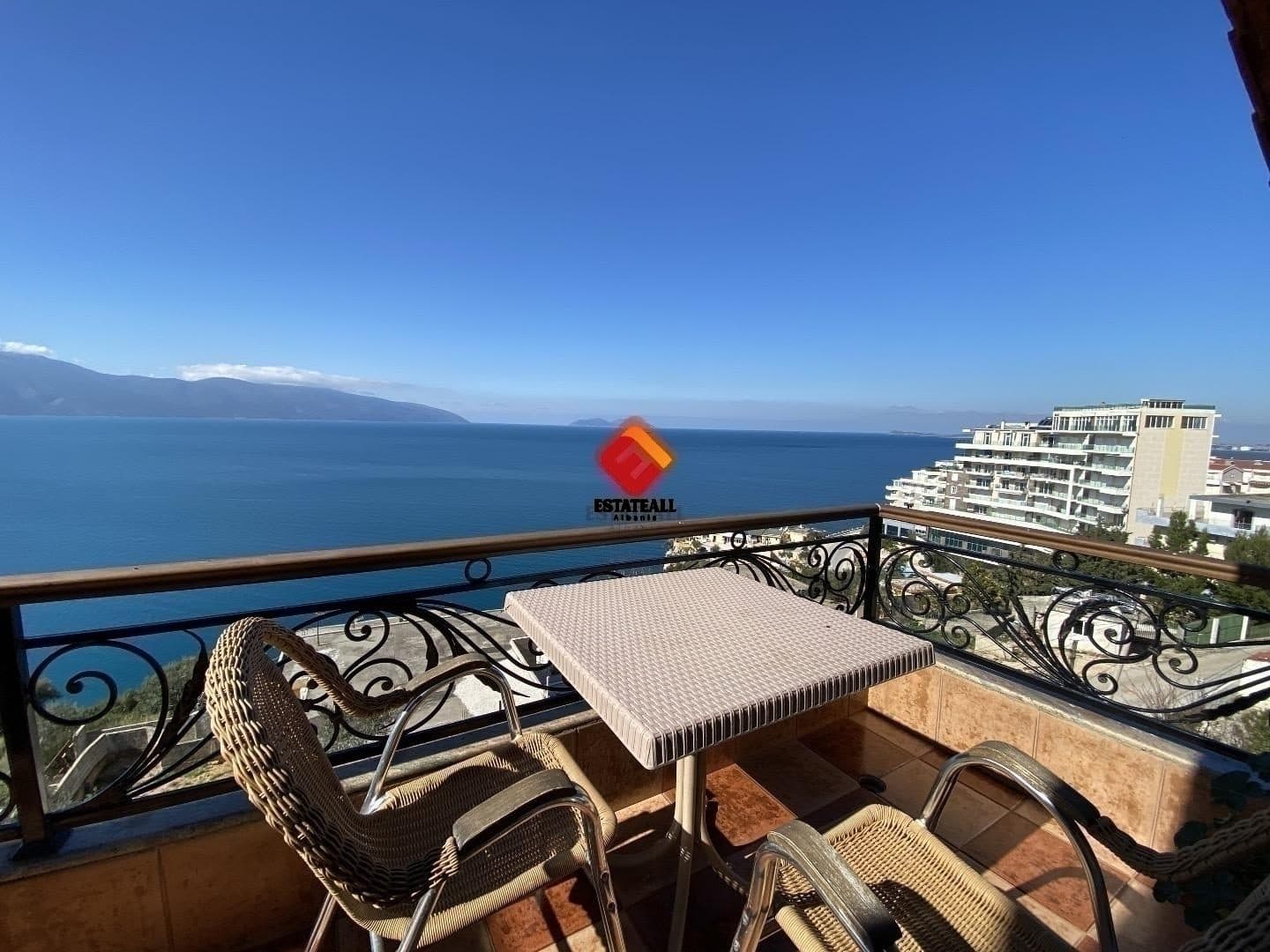 Vila, S010, 500 m²