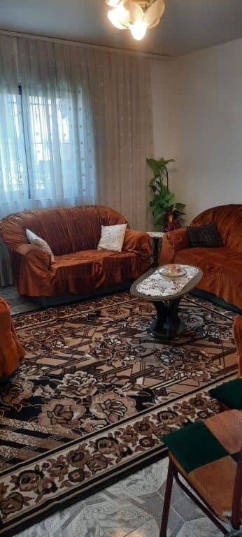 Vile 2-kateshe per Shitje,plus bodrum ne Rrashbull -Durres! 3