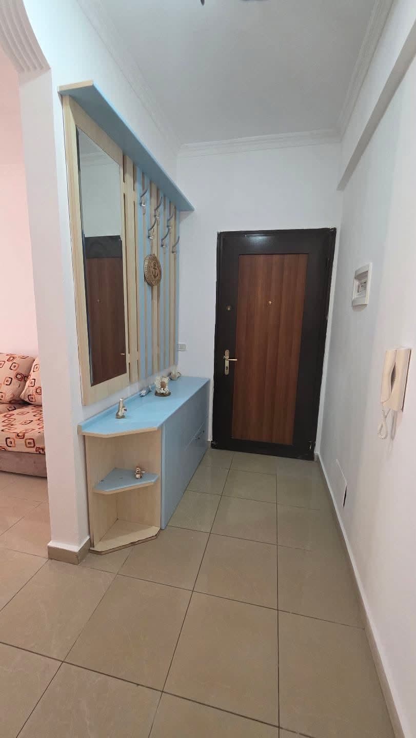 JEPET ME QIRA – APARTAMENT 1+1 NË VIJË TË PARË ME DETIN 🌊 4