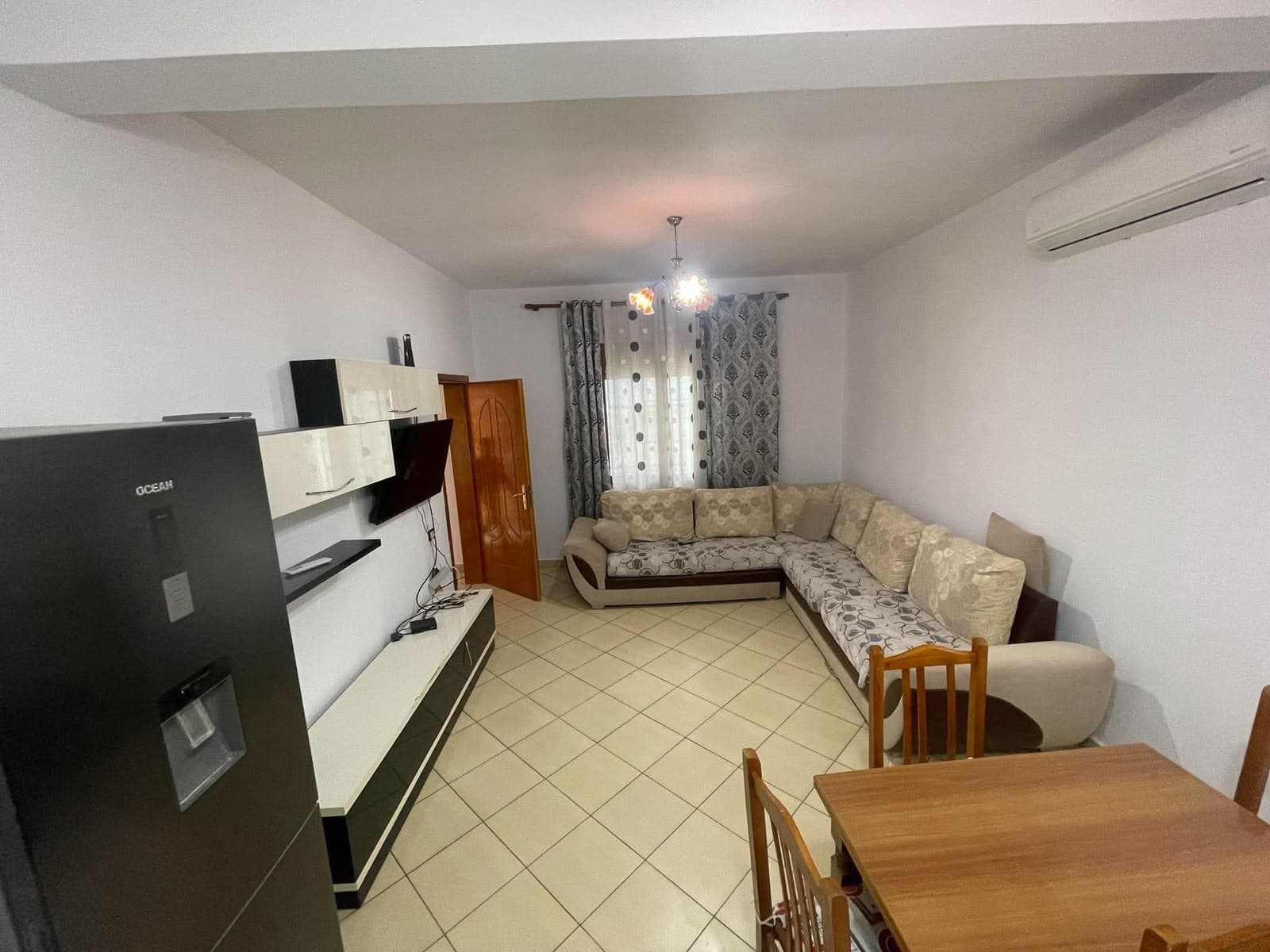 🏡 Jepet me qira kati i dytë i një vile 2+1