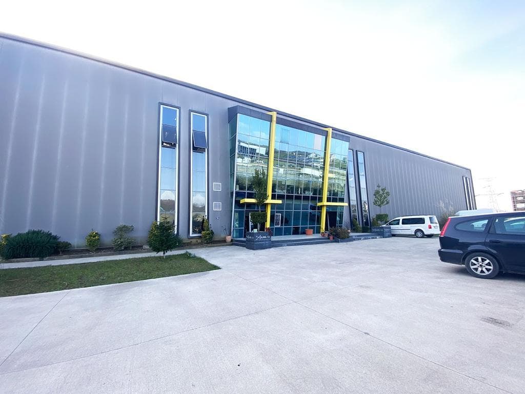 🏭 KOMPLEKS INDUSTRIAL & LOGJISTIK PËR SHITJE 2