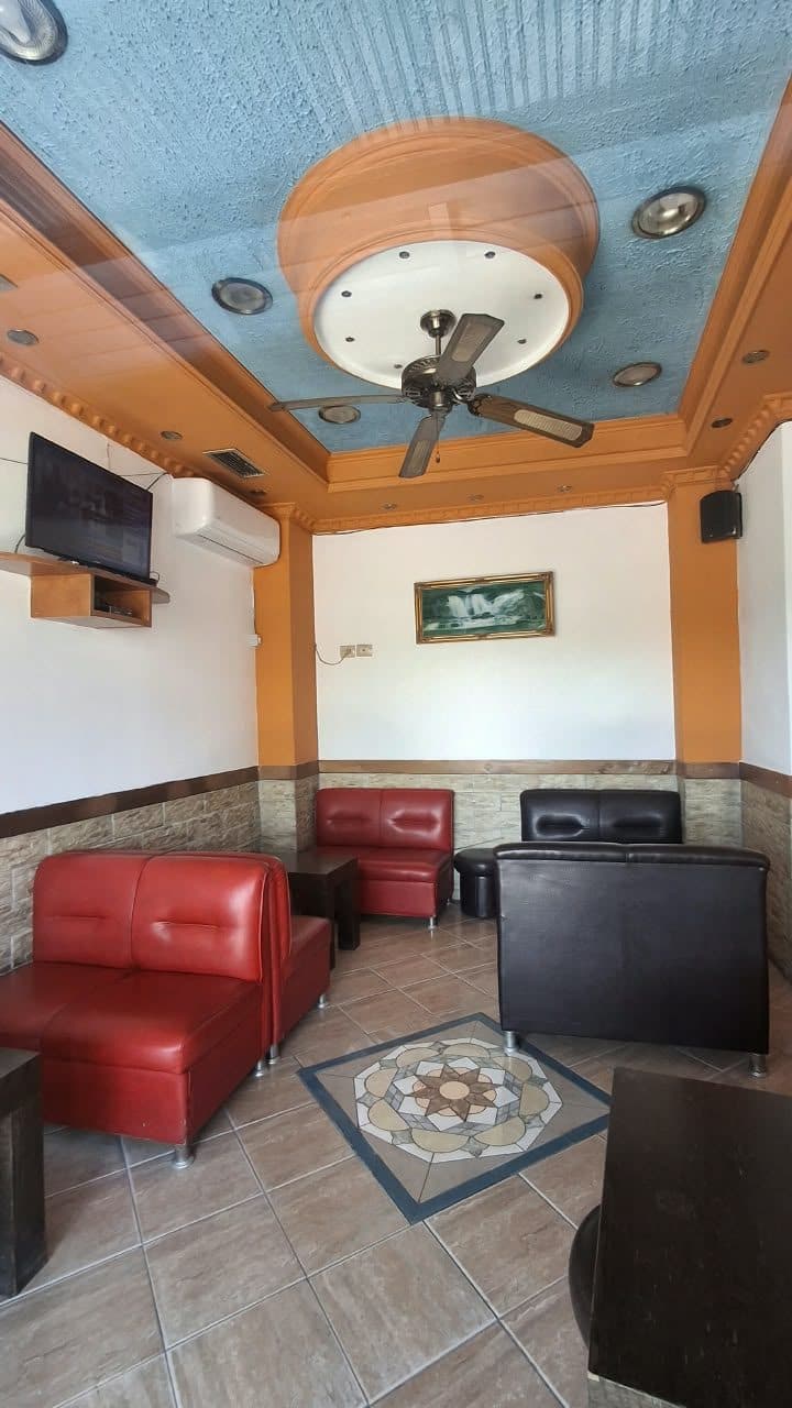 JEPET BAR-KAFE ME QIRA – AFËR STADIUMIT, DURRËS! 3
