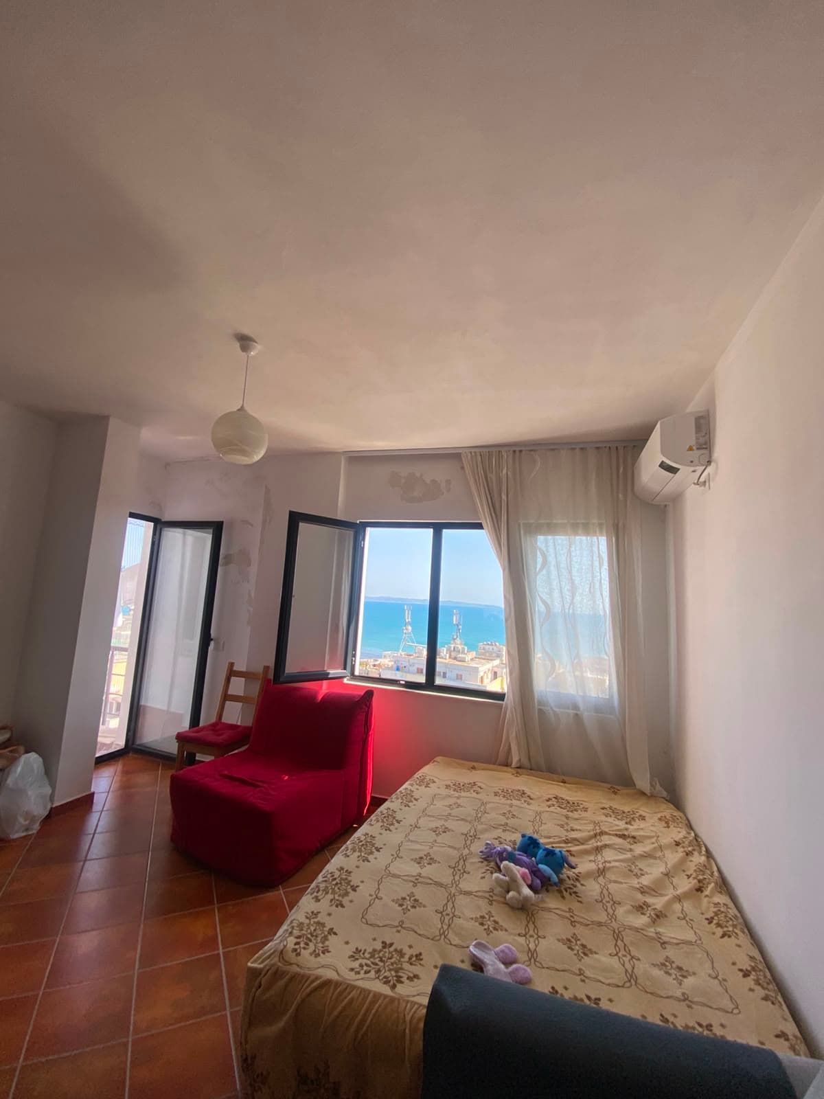 Shitet apartament në Vilat e Zogut – Pamje nga deti 3