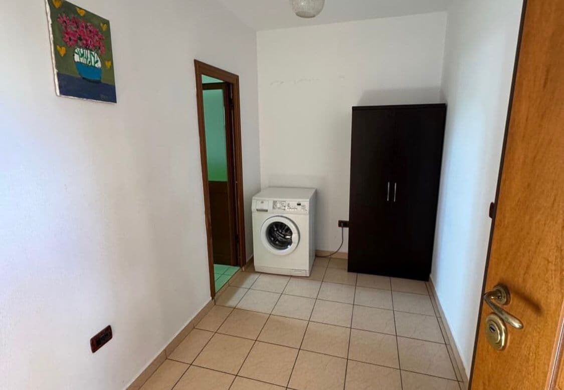Apartament 1+1 me qera në zonën e Stadiumit, Durrës ! 3