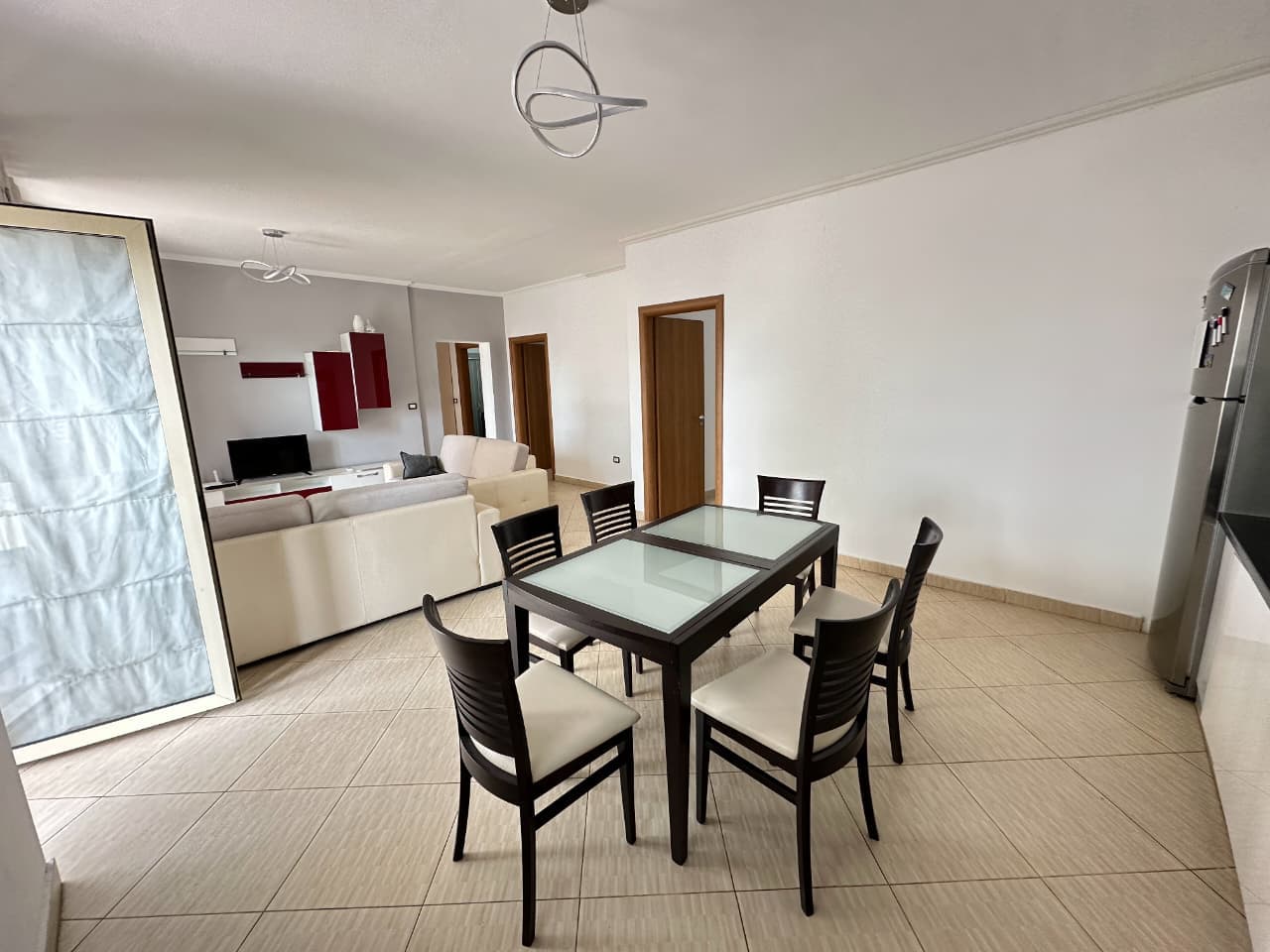 Apartament 3+1 për Shitje pranë Ujësjellës Kanalizimeve, Durrës! 4