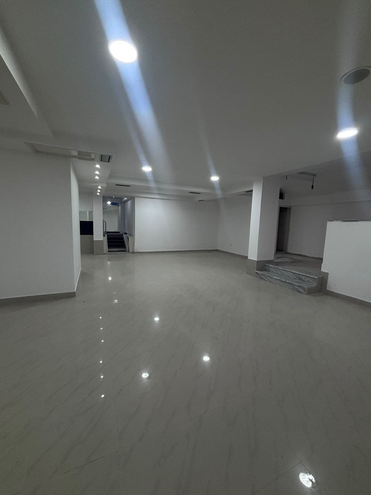 Ambient Komercial Për Shitje në Stadiumi, Durrës. 3