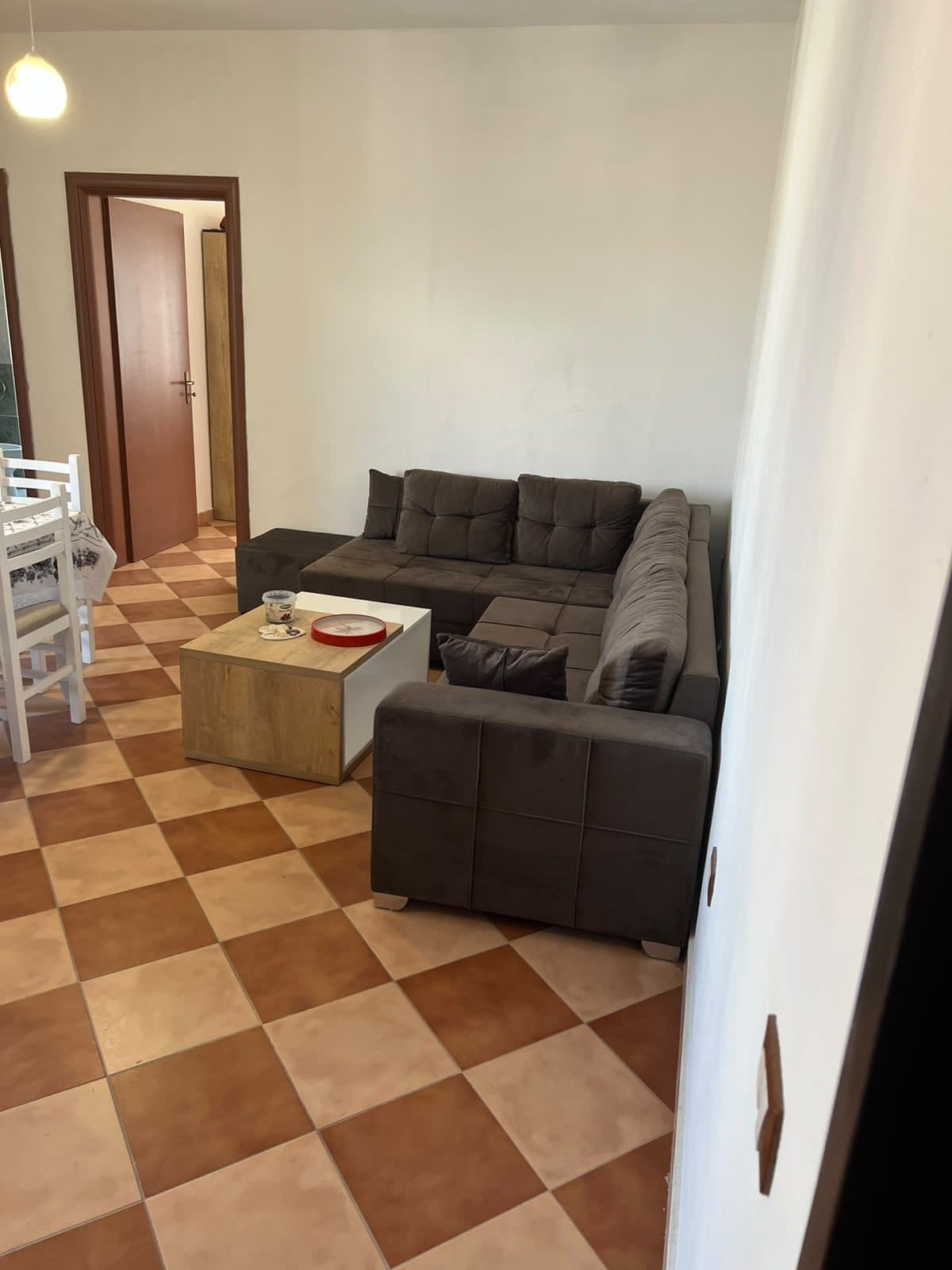 APARTAMENT 1+1 TE RROTA E KUQE,PLAZH 3