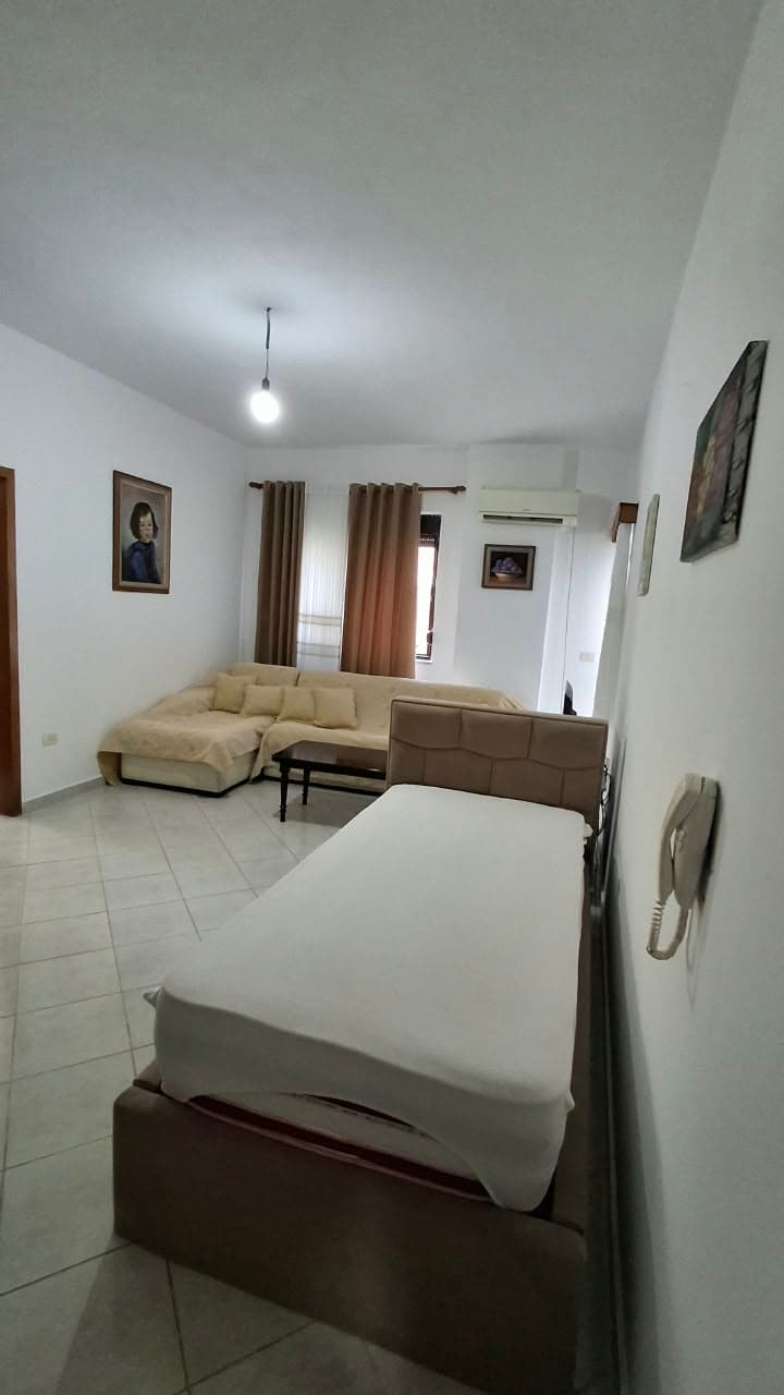 SHITET APARTAMENT 1+1 – MALI I ROBIT!