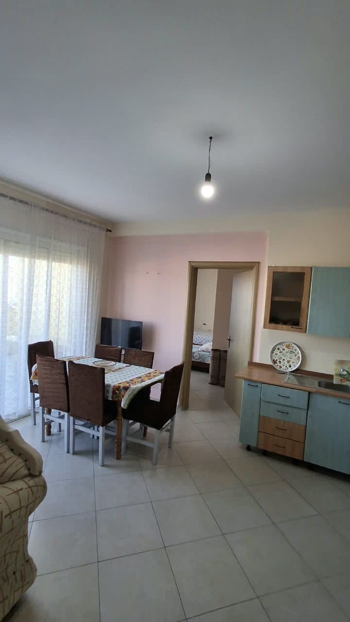 JEPET ME QIRA APARTAMENT 3+1 – STACIONI I DYTË, PLAZH! 3