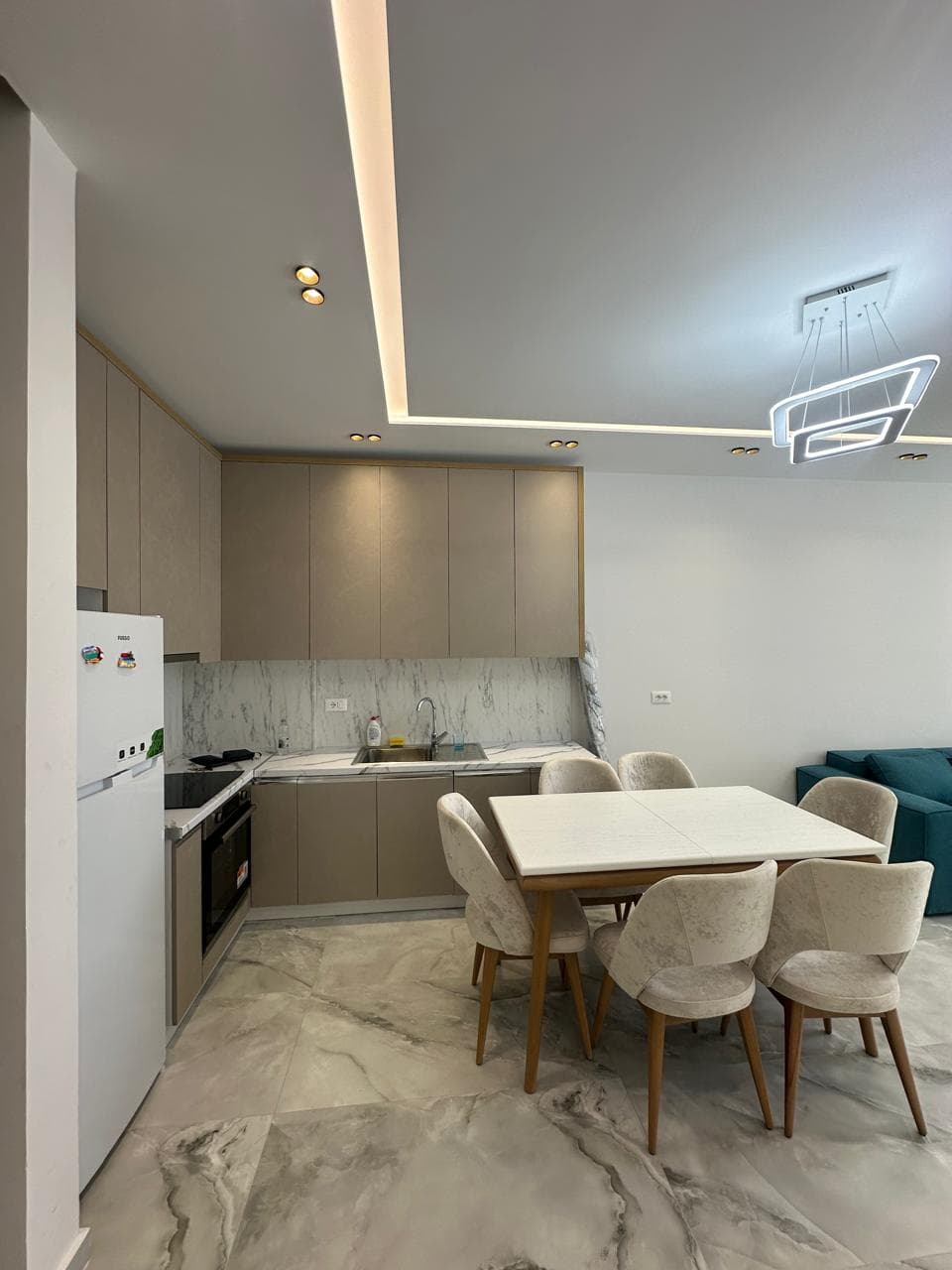 Apartament 2+1 për Shitje me Pamje Deti,në Mali i Robit, Durrës 4