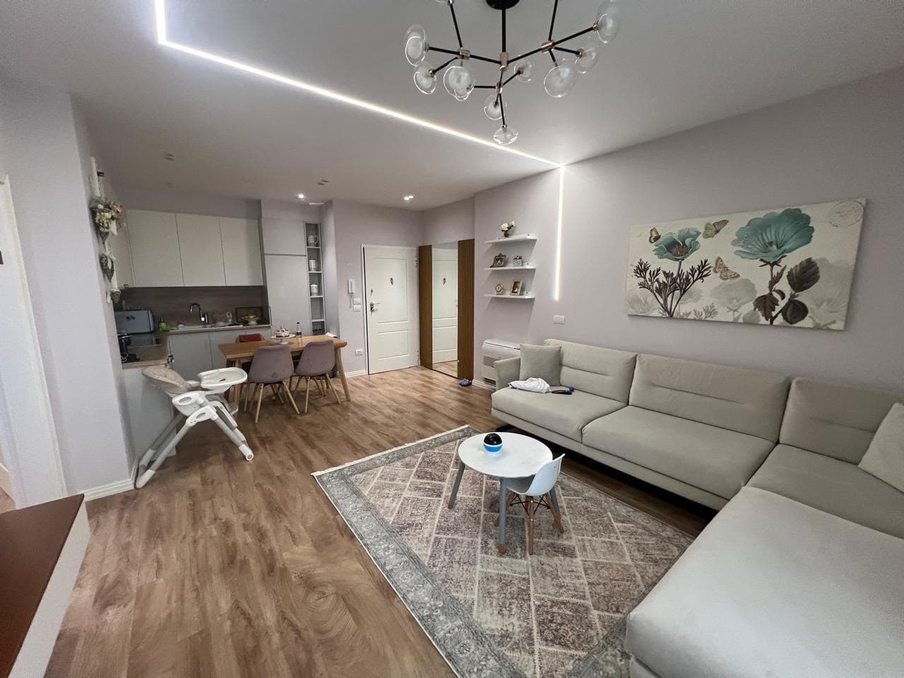 Apartament 2+1 Me Qira në Shkëmbi i Kavajës, Durrës. 2