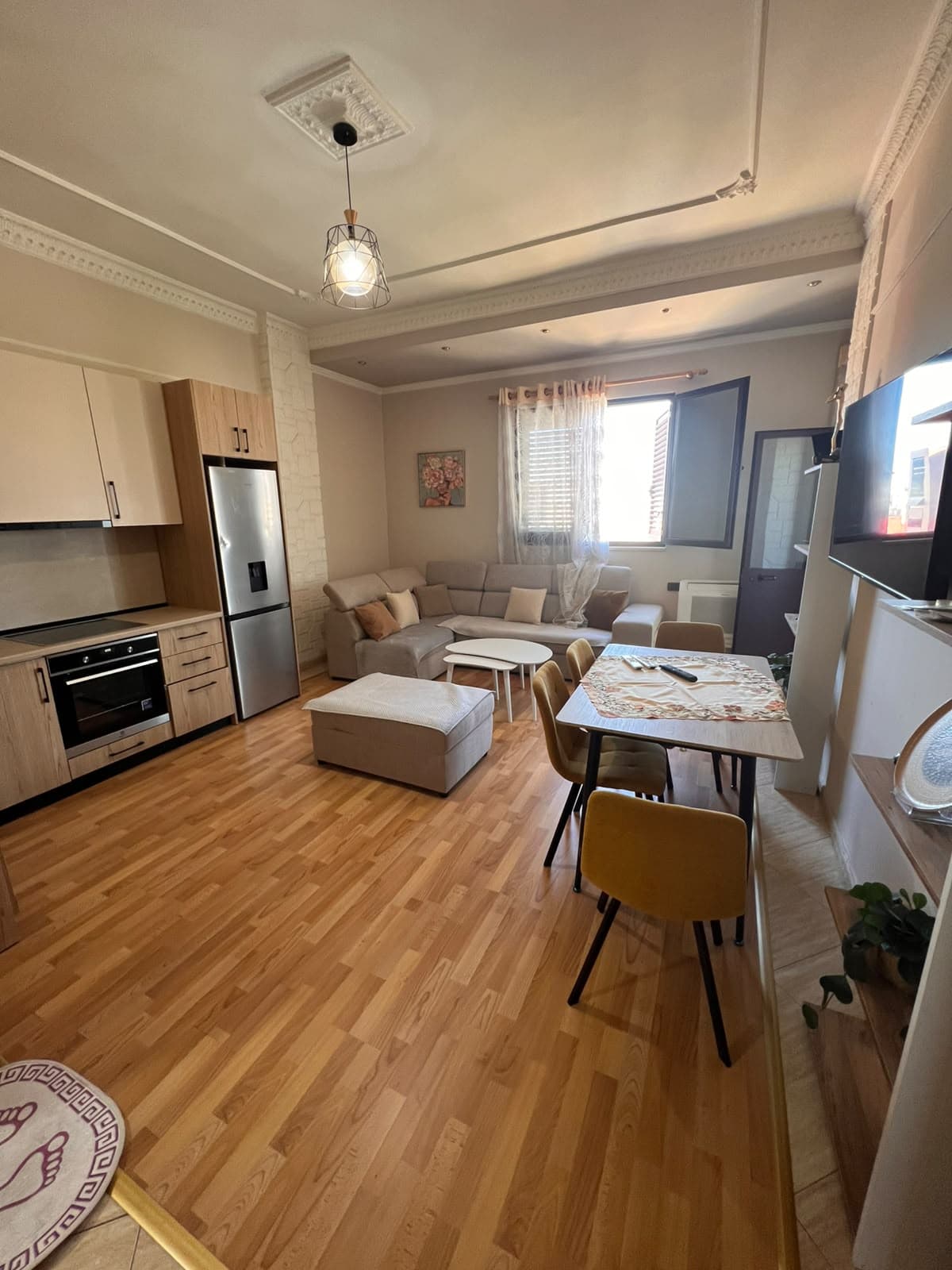 🏡 JEPET ME QIRA APARTAMENT 2+1 PRANË STADIUMIT, DURRËS