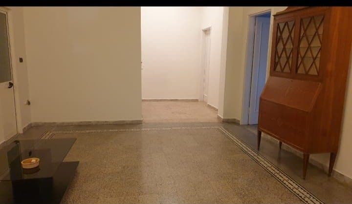 Ofrohet me Qira Shtëpi 4+1 pranë Gjykatës!