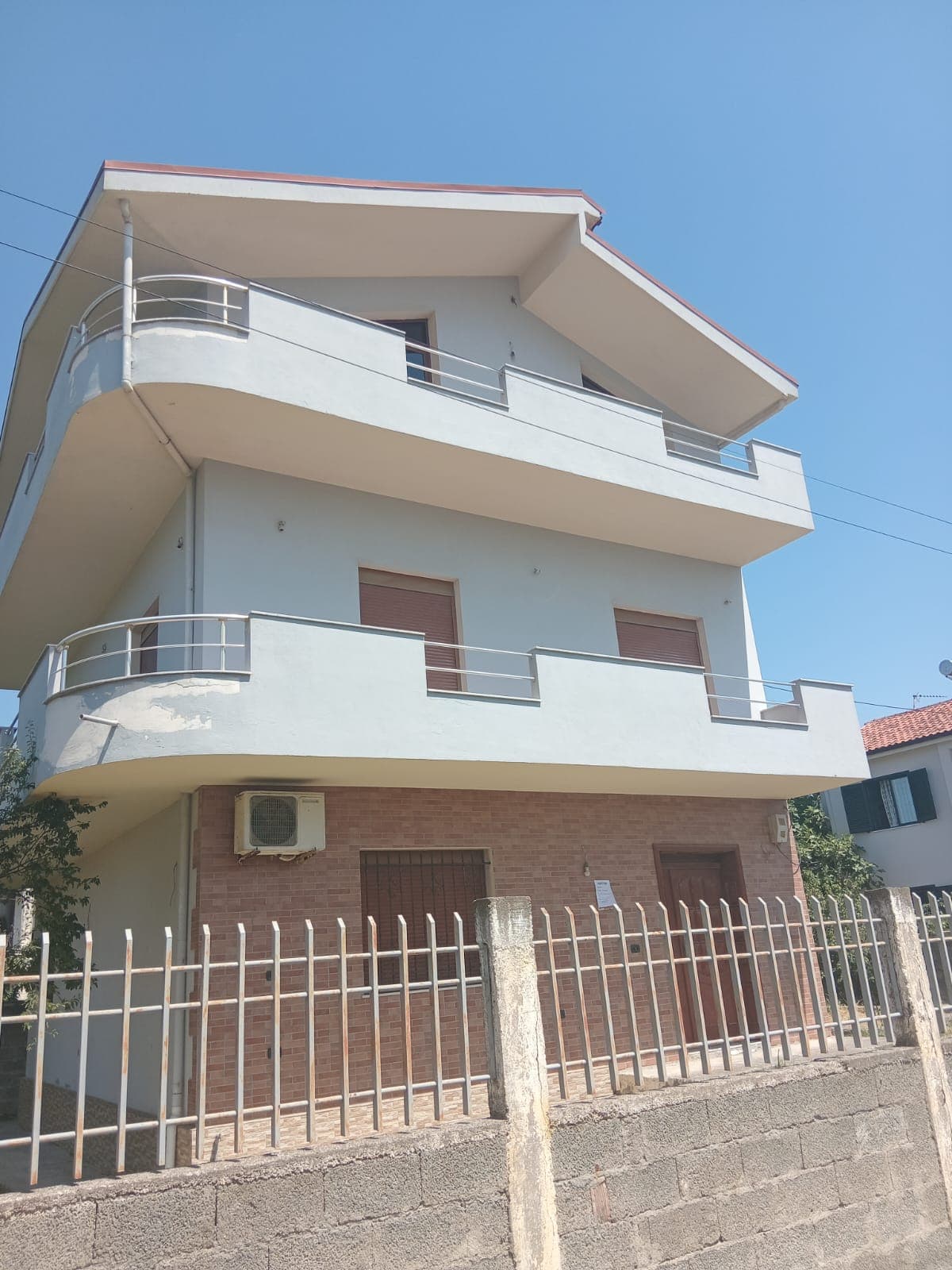SHITET VILË 3-KATËSHE – LAGJIA 15, DURRËS! 3