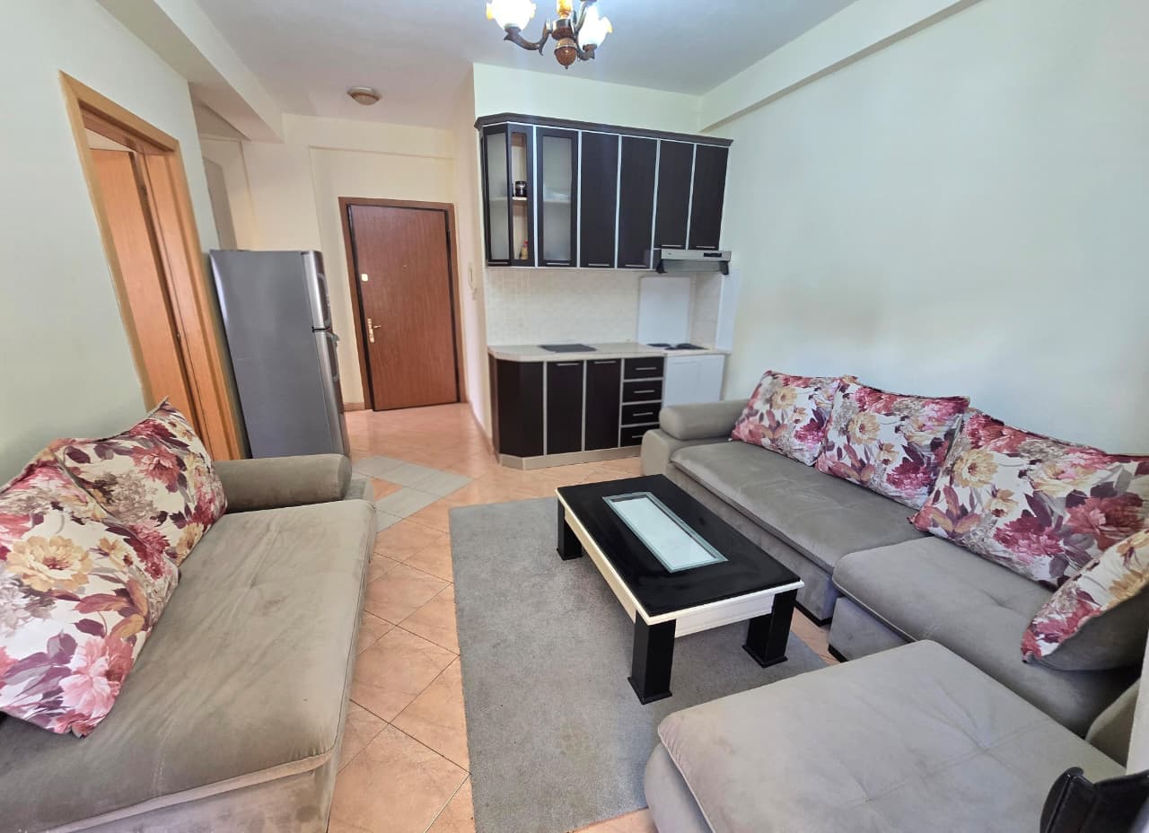 Apartament 1+1 Për Shitje në Kompleksi Freskia, Kavajë 3