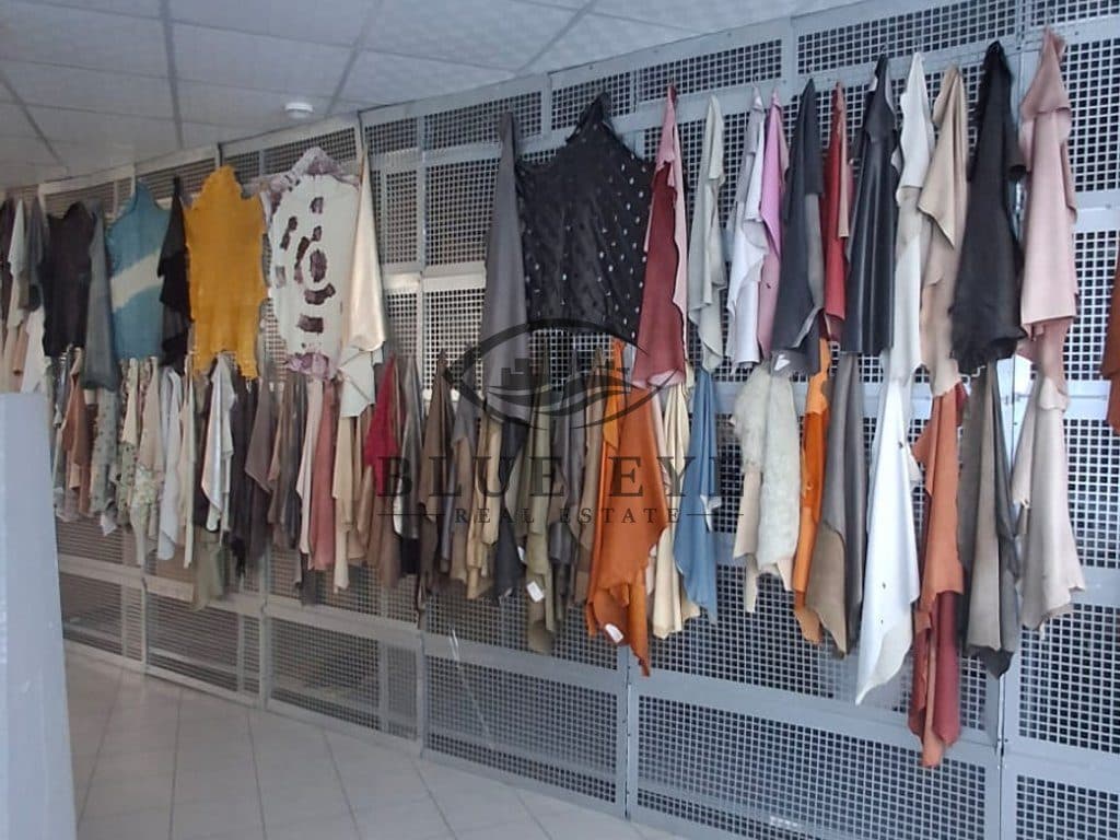 🏭 JEPET ME QIRA RROBAQEPËSI E PAJISUR – GATI PËR PUNË! 3