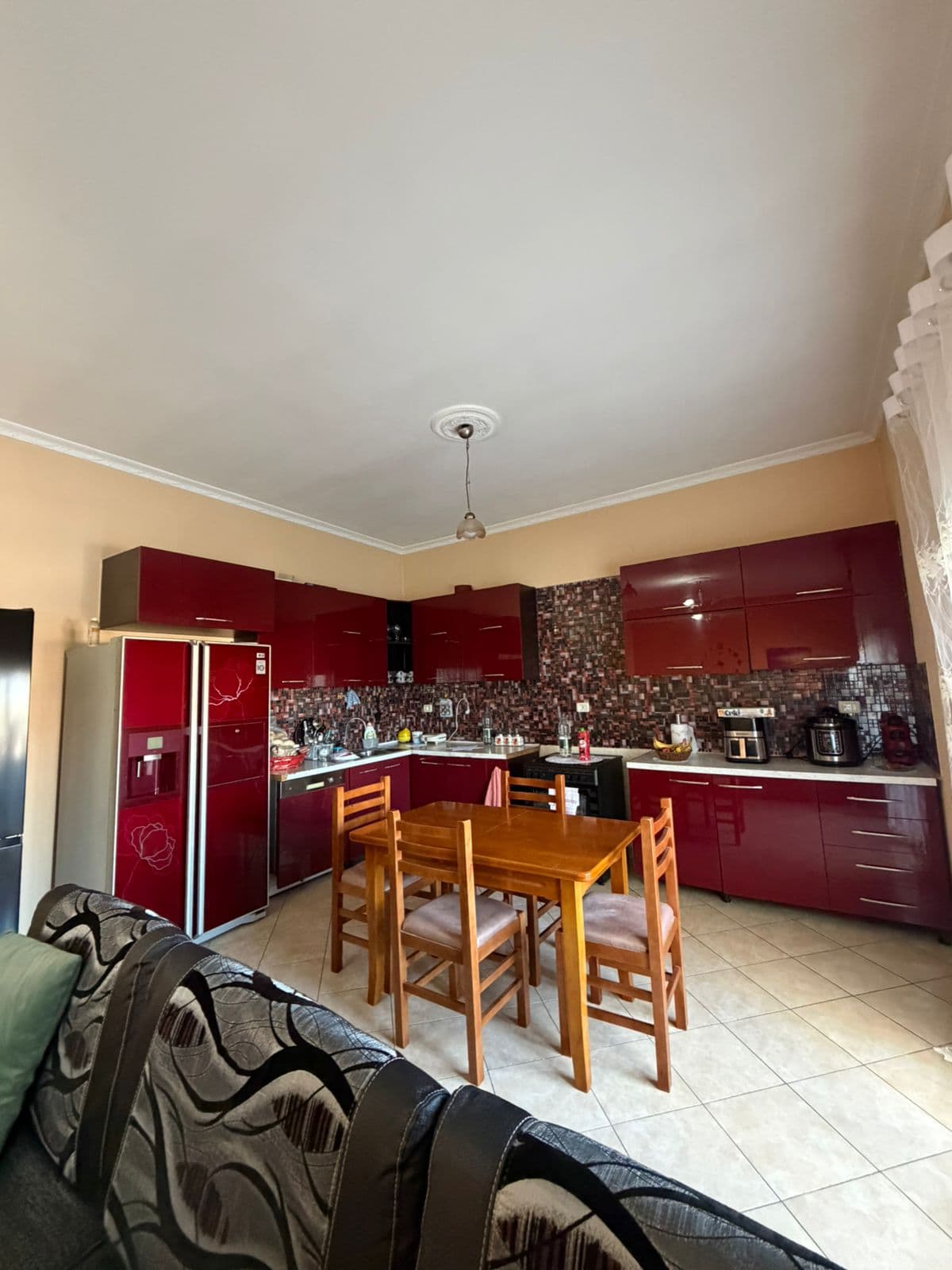 Apartament 2+1 për Shitje pranë Drejtorisë së Policisë, Durrës! 3