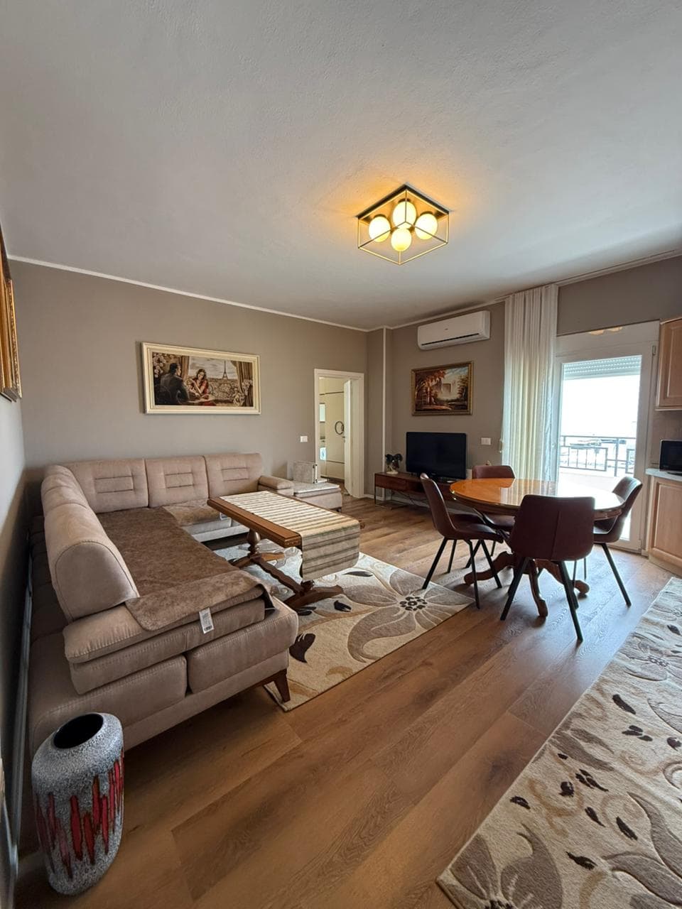 Apartament 1+1 me qira me Pamje nga Deti – Pelikani, Plazh Durrës 2