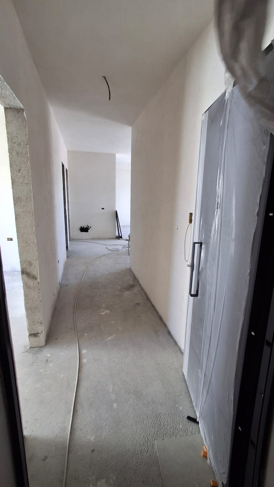 Apartament 2+1+2 për Shitje prane SpitaliT,Durres! 2