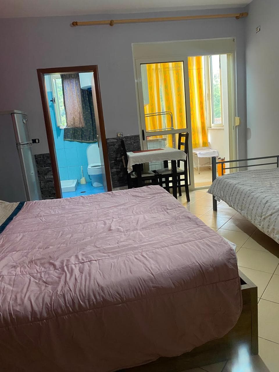 Jepet me qira apartament 1+1 ,Shkembi Kavajes! 2