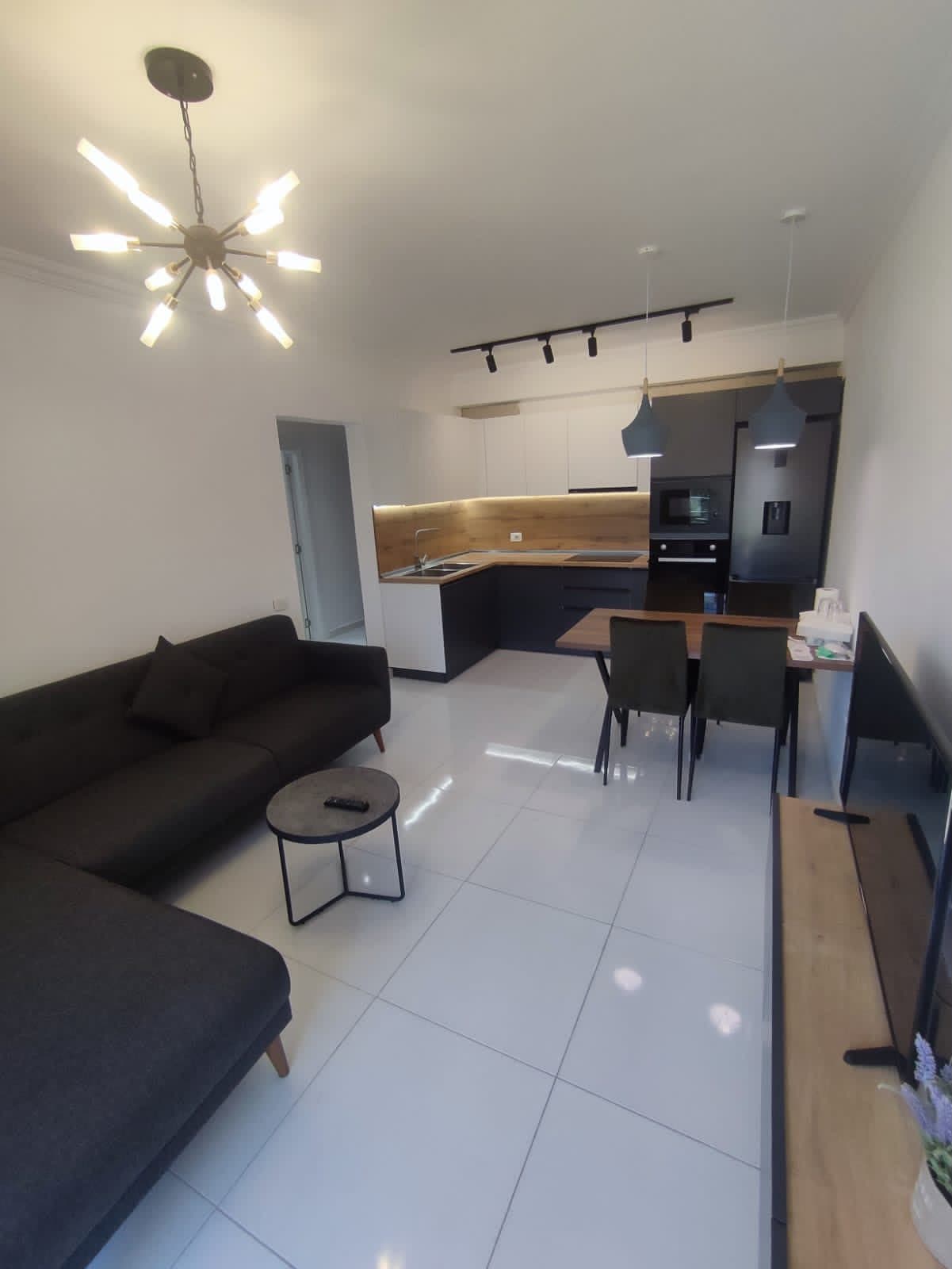 APARTAMENT 1+1 PËR SHITJE – QENDËR GOLEM! 3